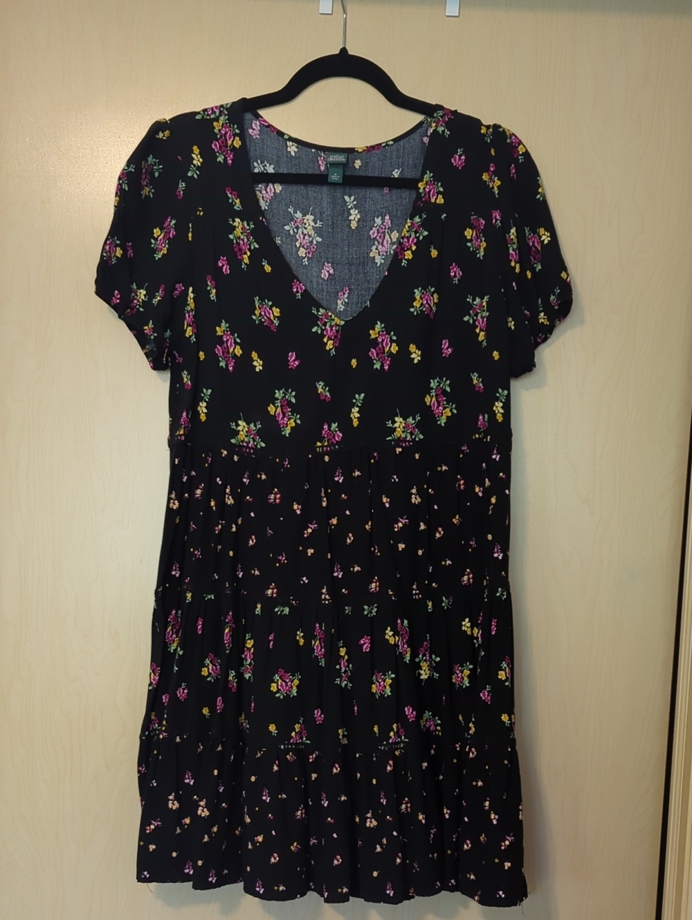 wild fable Black Floral V‑Neck Tiered Mini Dress